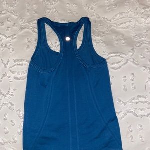 Lululemon women’s swiftly tech racerback